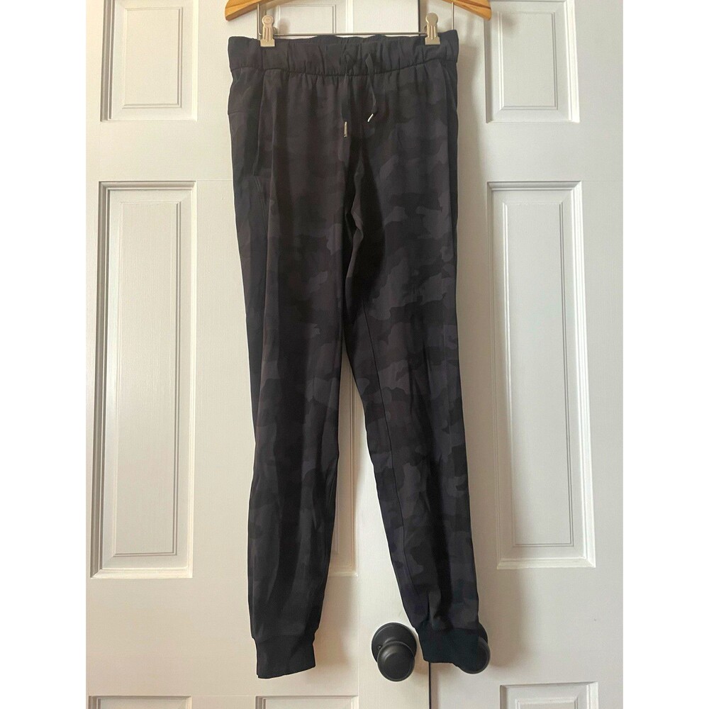 Lululemon Stretch High-Rise Jogger Pants Black Camo Women's Size 4